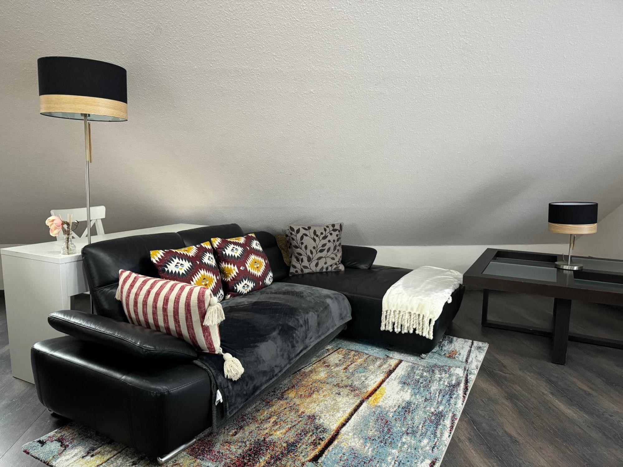 Modern House Gehrden Auf 2 Etagen, Nice Garten, Barbecue, Contactless Check-In, Free Parking Luaran gambar