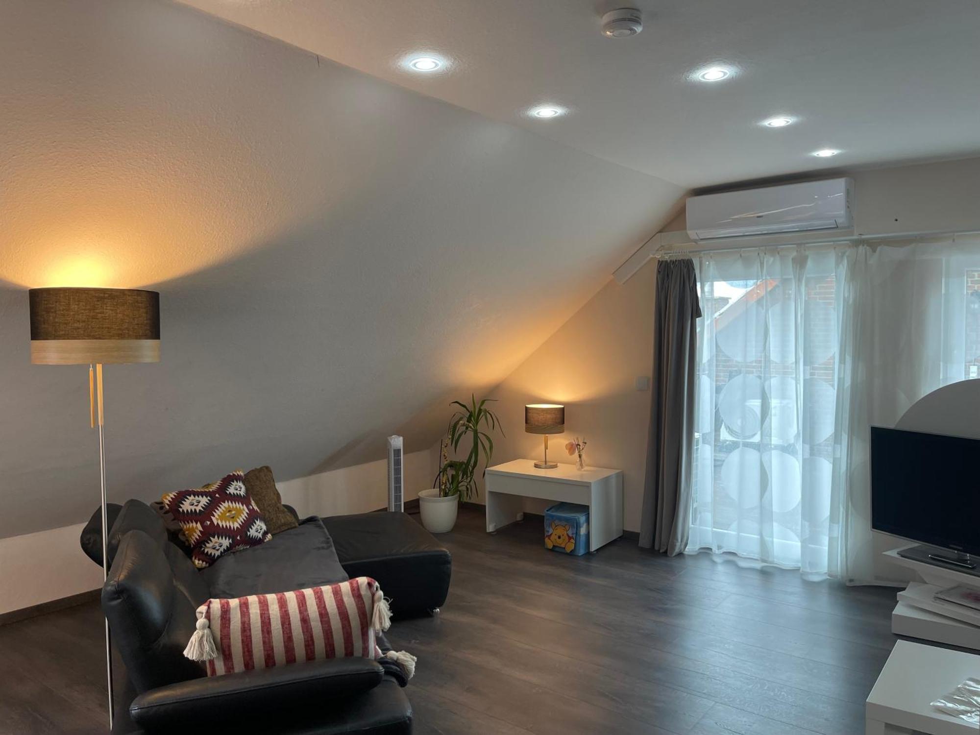 Modern House Gehrden Auf 2 Etagen, Nice Garten, Barbecue, Contactless Check-In, Free Parking Luaran gambar
